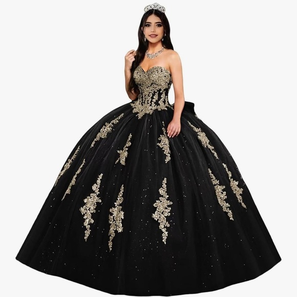 Quinceañera Elegant Black and Gold Dress sz 0